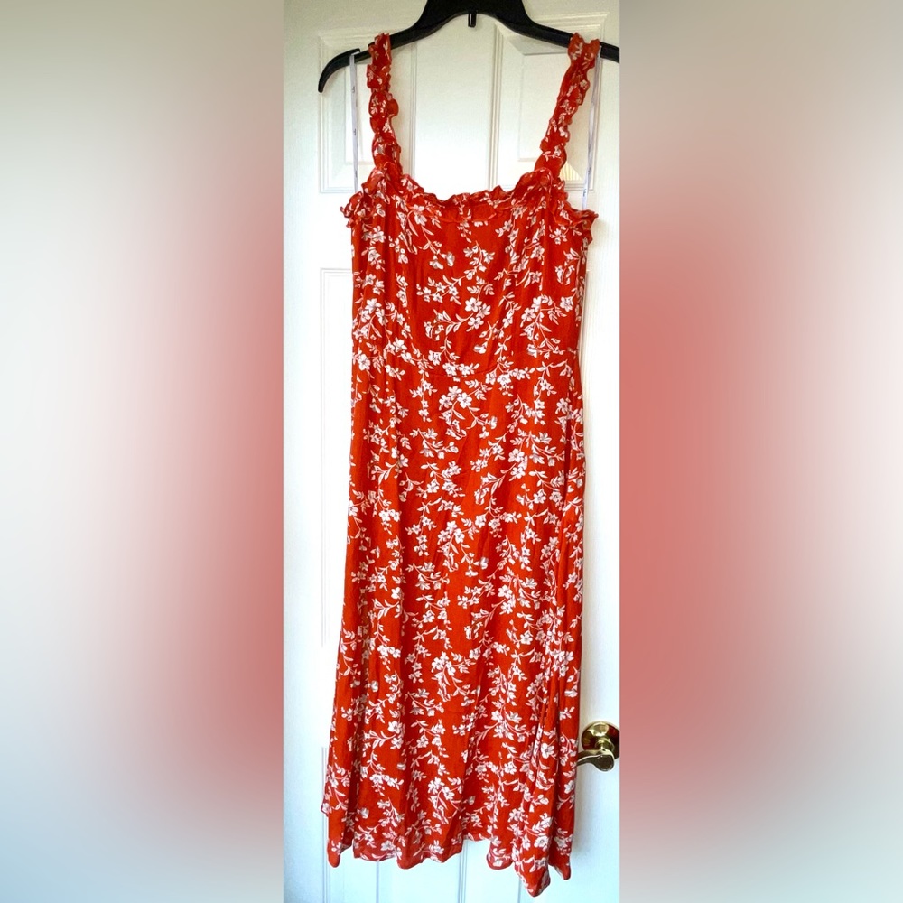 NWOT Lulu's Garden Date Floral Midi Dress Wedding guest dress for spring summer